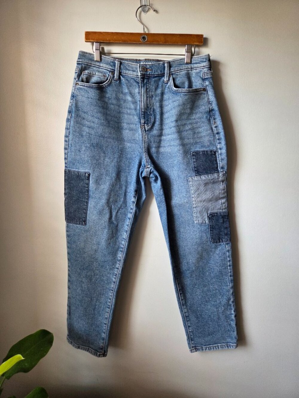 EUC LIKE NEW SONOMA BOYFRIEND PATCH JEANS SIZE 12 WOMENS